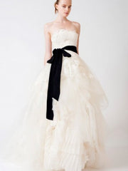 Vera Wang Strapless Eliza Wedding Dress