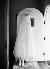 Vera Wang Silk Strapless Wedding Dress Crossover Weave at bust Bow Hanging Dress