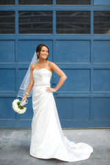 Anne Barge 'Harper' Silk Satin Wedding Dress
ivory
trumpet