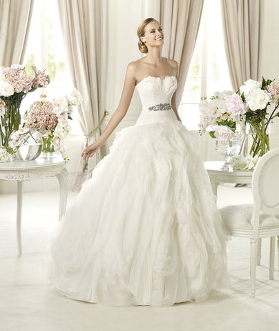 Pronovias 'Benicarlo' Strapless Corset Wedding Gown