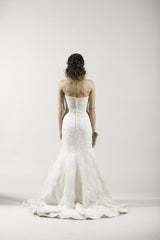 Dennis Basso 1104
Kleinfeld
Style 6255GGON
Ivory
Lace
Sweetheart
Trumpet
back wide