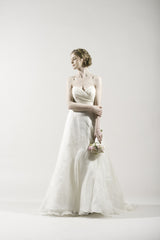 Watters
Carmel
Silk Organza
Ivory
Wedding Dress
classic