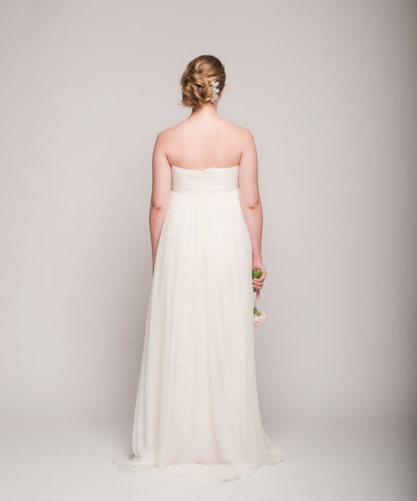 Reem Acra Empire Gown Instant Filters 2 Reem Acra Empire Gown Instant Filters 2