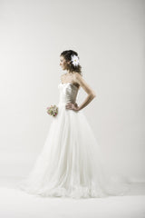 Dennis Basso 1108 Ivory Satin & Tulle Wedding Dress for Kleinfeld Style 6255GGOT
ball gown
elegant
A-line
side wide