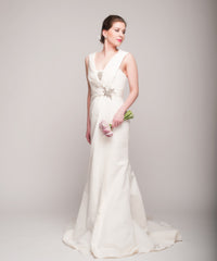 Carolina Herrera John Singer Sargeant Ivory Wedding Dress
Faille
Portrait Neckline
