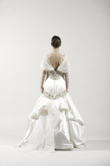 Kenneth Pool
Alecon
Silk Gown
fit-to-flare
tulle sleeves
lace
wedding dress
back wide