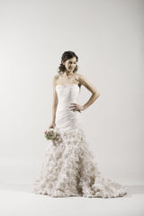 Romona Keveza
RK282
Blush
Mermaid
silk organza
petals