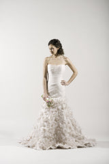 Romona Keveza
RK282
Blush
Mermaid
silk organza
petals