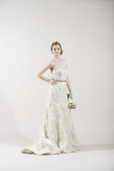Sophia Moncelli
style 5884OTAL
mermaid
ivory
tulle
elegant