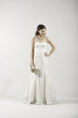Dennis Basso 1104
Kleinfeld
Style 6255GGON
Ivory
Lace
Sweetheart
Trumpet
front wide