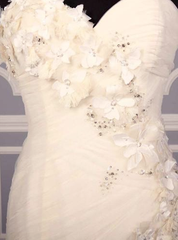 Anne Barge 'Avery' Silk Taffeta Ball Gown Wedding Dress
pearl tulle
beaded petals
romantic 
front close