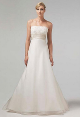 Lace Monique Lhuillier Bliss 0902 Wedding Dress A line silk organza cummerbund Front Wide