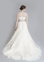 Vera Wang Luxe 'Whitney' Lace Dress back