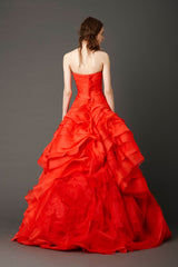 Vera Wang Luxe Kimberly Wedding Dress Organza Silk Tiered Raw Edge Lace Strapless Luxe Back Wide Red