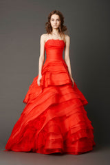 Vera Wang Luxe Kimberly Wedding Dress Organza Silk Tiered Raw Edge Lace Strapless Luxe Front Wide Red