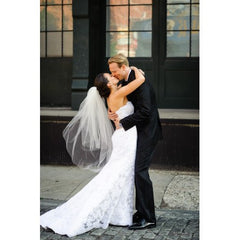 Oscar de la Renta22n42Alencon LaceSilk TaffetaWedding DressSide wide