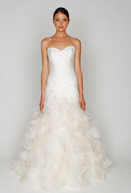 Monique Lhuillier Bliss 1213 Trumpet Organza Wedding Dress