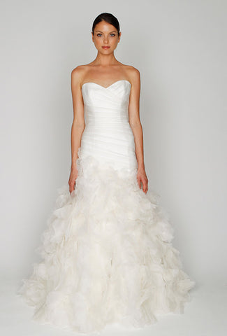 Monique Lhuillier Bliss 1213 Trumpet Organza Wedding Dress