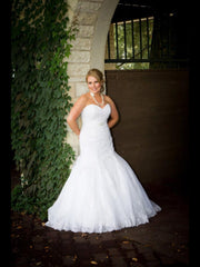 Mori Lee
Style 1807
Strapless
Mermaid 
White
Lace
Tulle
Empire waist
Wedding Dress
Front/side