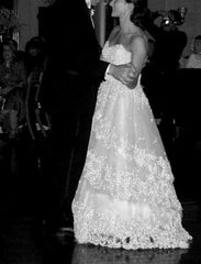 Monique Lhuillier Daisy Wedding Dress Lace Strapless Beaded Floral Applique Tiered A Line Side Wide