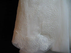 Monique Lhuillier Trumpet Lace Emma Wedding Dress