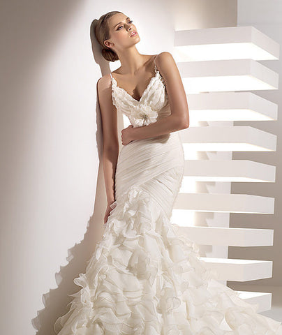 Pronovias Galante V-neck Textured Trumpet Wedding Dress