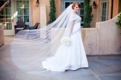 Kenneth Pool
Alecon
Silk Gown
fit-to-flare
tulle sleeves
lace
wedding dress
side wide