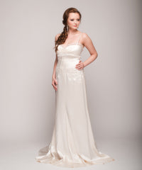 Mira Zwillinger
Sabrina
Satin
lace
Champagne
side wide