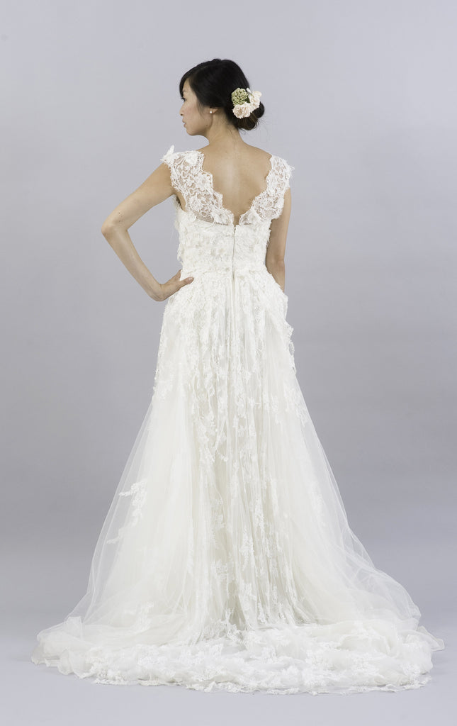 Elie Saab Caelum Lace and Tulle Wedding Dress – Instant Filters 2