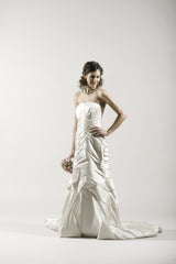 Tomasina
Silk Satin
Ivory
Criss-Cross Pleating
Wedding Dress
Front/side