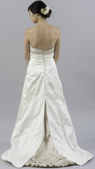 Carolina Herrera
Satin
Pleated
A-line
Latte
Ivory
Wedding Dress
back