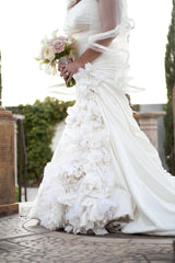 Pnina Tornai
Ruched Gown
Floral Inset
Mermaid skirt
ivory
satin