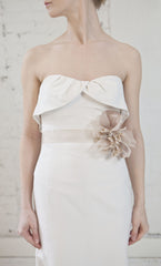 Lela Rose
The Pond
Silk Cotton Faille
Strapless
Mermaid
Wedding Dress
Front close