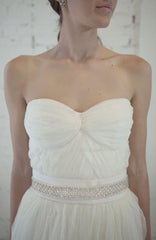 Monique Lhuillier
Celestine
Cascading
Tulle
Sweetheart
Strapless
Wedding Dress
front up close