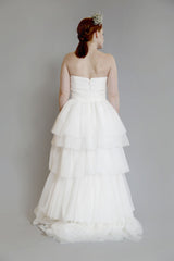 Monique Lhuillier
Atelier
Silk
Tulle
Strapless
Sweetheart
Wedding Dress
back