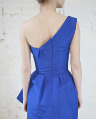 Oscar de la Renta
Silk Faille
Cobalt
One Shoulder
Short Dress
Party Dress
back