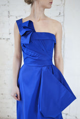 Oscar de la Renta
Silk Faille
Cobalt
One Shoulder
Short Dress
Party Dress
front close