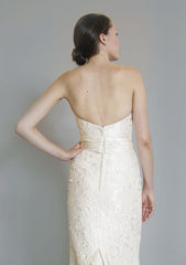 Elizabeth Fillmore
Amelia
Ivory
Silk
Burnout Lace
Fit N Flare
Wedding Dress
back
