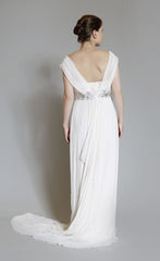 Carolina Herrera
Armelle
Silk Chiffon
Ivory
Sheath
Wedding Dress
back wide