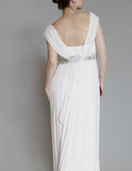 Carolina Herrera
Armelle
Silk Chiffon
Ivory
Sheath
Wedding Dress
back close