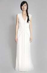Caroline Seikaly
Joanna
French Lace
Silk Chiffon
Ivory
V-neck
Straps
Wedding Dress
Dress front