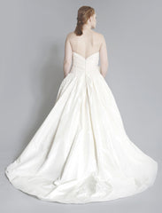 Priscilla of Boston
Maeve
Ivory
Strapless
Taffeta
Sweetheart
Ball Gown
Wedding Dress
back