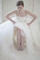 Marchesa
Tulle
Silk
Rosette
Ball Gown
Wedding Dress front sitting down